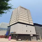 Time Hotel Shinchon